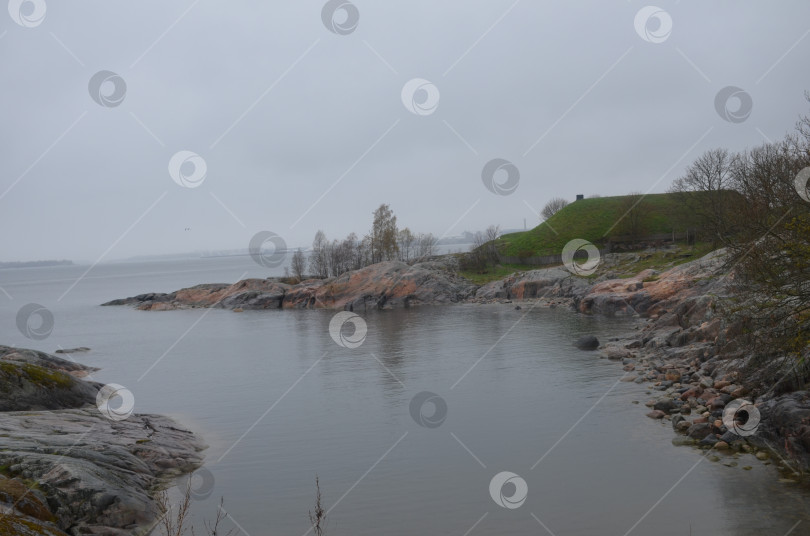 Скачать Крепость Свеаборг, остров Соуменлинна в Хельсинки весной фотосток Ozero