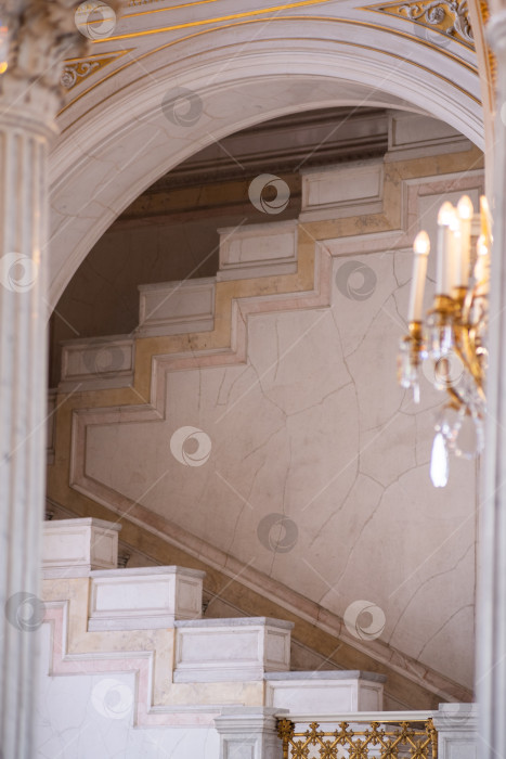 Скачать элементы интерьера павильонного зала Малого Эрмитажа в Санкт-Петербурге фотосток Ozero