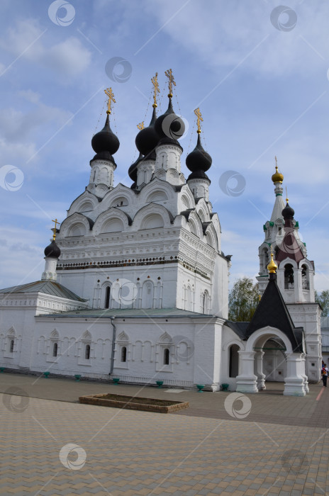 Скачать Троицкий собор Троицкого монастыря в городе Муром – одном из древнейших городов России во Владимирской области фотосток Ozero