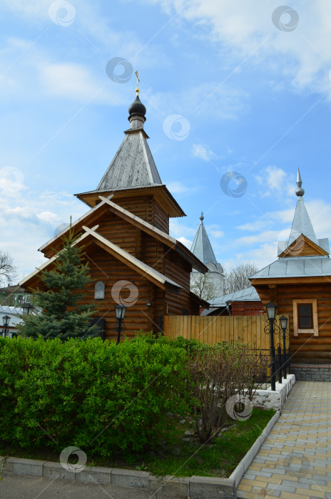 Скачать Часовня Петра и Февронии Муромских в Троицком монастыре в городе Муром – одном из древнейших городов России во Владимирской области фотосток Ozero