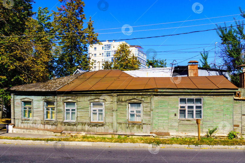 Скачать Старинный деревянный дом. г. Воронеж фотосток Ozero