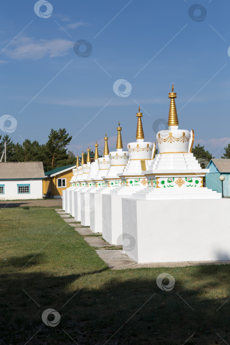 Скачать Агинское, Россия - июня 28, 2017- Агинский Дацан -  буддийский монастырский комплекс, являющийся наиболее крупной буддийской общиной Забайкаль фотосток Ozero