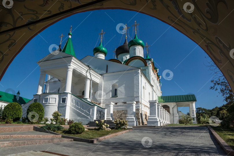 Скачать Нижний Новгород, Россия, Печерский Вознесенский монастырь. фотосток Ozero