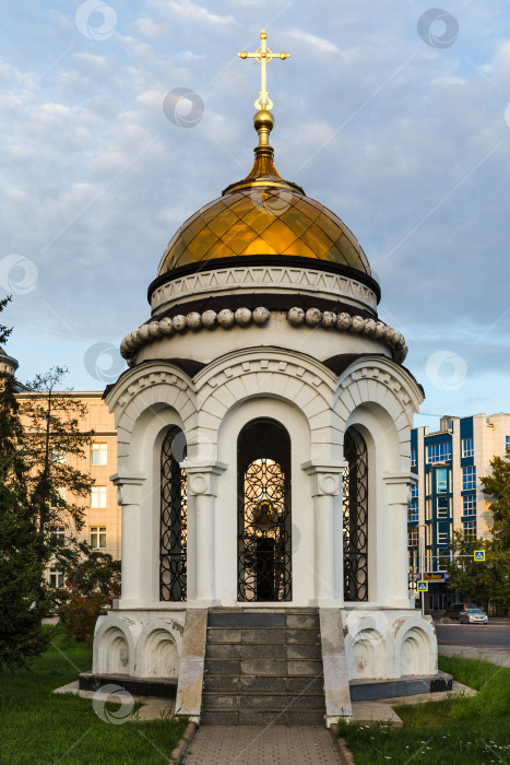 Скачать Иркутск, Россия - сентября 14, 2017- Часовня во имя Казанской иконы Божией матери фотосток Ozero