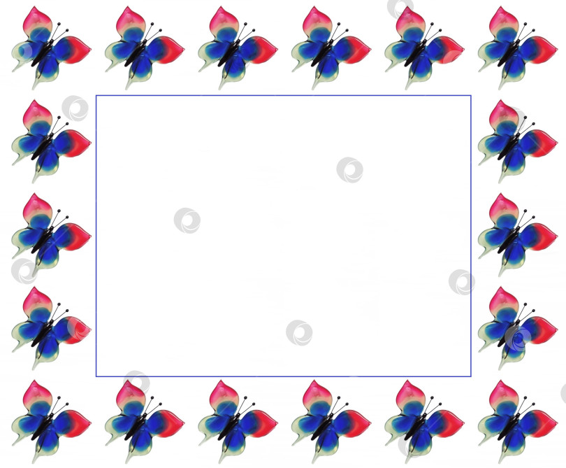 Скачать Абстрактный фон, белый фон в белой рамке с разноцветными бабочками. фотосток Ozero