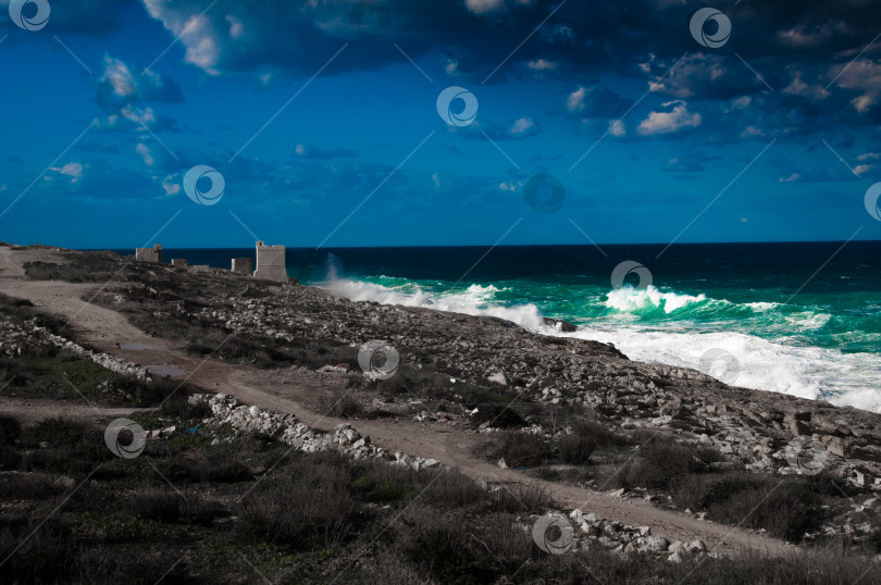 Скачать Прекрасный шторм на Мальте.Марсаскала фотосток Ozero