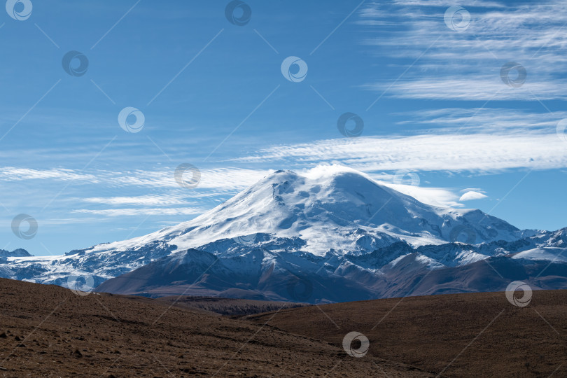 Скачать Вид на эльбрус фотосток Ozero