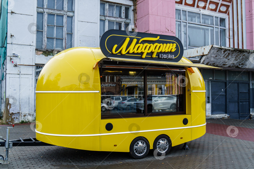 Скачать Маффин - кофейня быстрого питания на колесах в Орле, Россия фотосток Ozero
