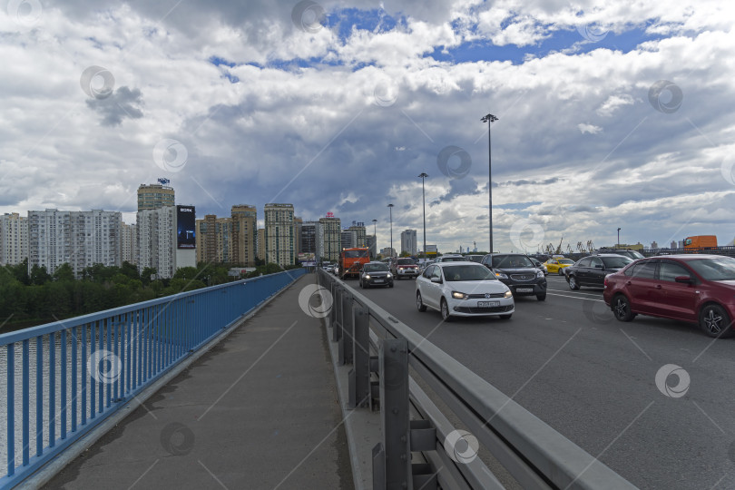 Скачать Ленинградский мост через канал имени Москвы. фотосток Ozero