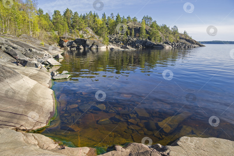 Скачать Гранитные берега Ладожского озера, Карелия, Россия. фотосток Ozero