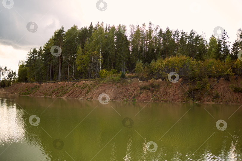 Скачать зеленая вода фотосток Ozero