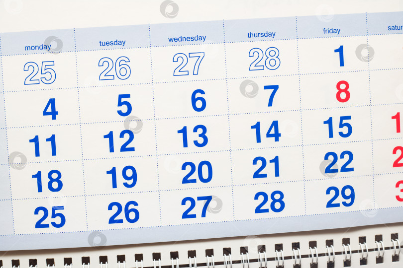 Скачать Белый календарь на месяц крупным планом фотосток Ozero