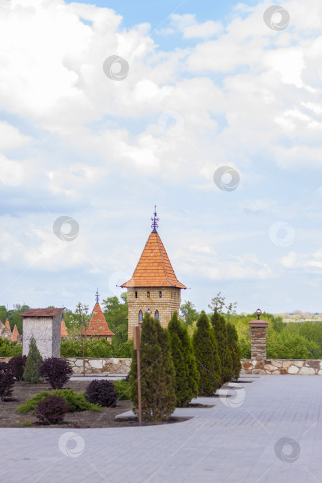 Скачать 2021-05-07. Россия. Каменск-Шахтинский, Ростовская область. Красивые здания в виде замков. и старинные постройки. фотосток Ozero