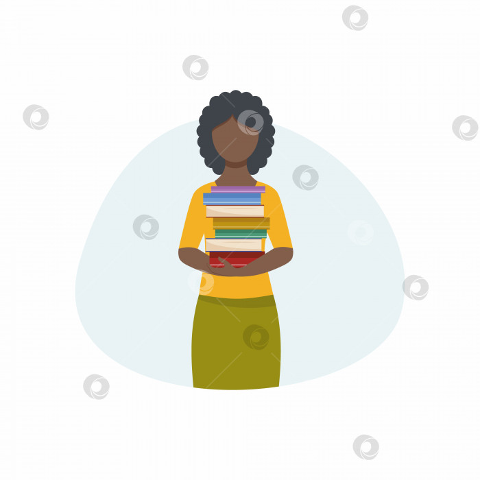 Скачать Чернокожая женщина афроамериканского происхождения держит в руках книги. Девушка с книгами. Векторная плоская мультяшная иллюстрация, изолированная на белом фоне. Элемент дизайна для приложения, библиотеки или книжного магазина. фотосток Ozero