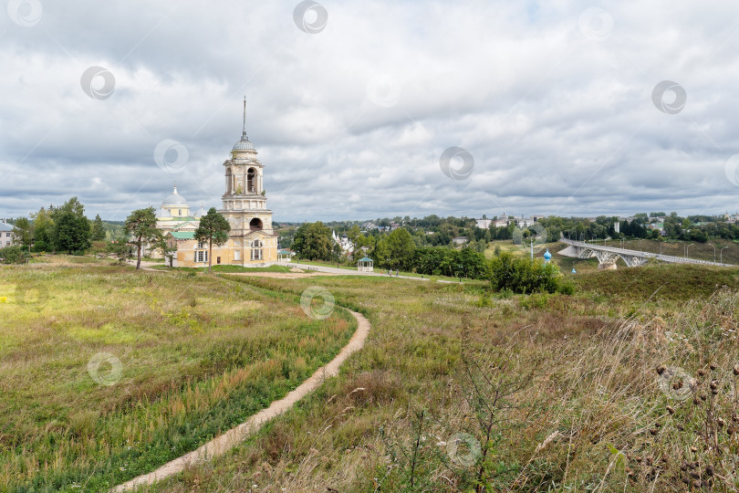 Скачать Старица. Дорога к Храму. фотосток Ozero