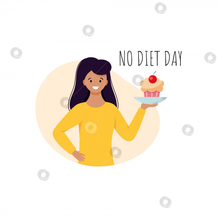 Скачать Никакого дня диеты. Женщина держит в руках тарелку с кексом. фотосток Ozero