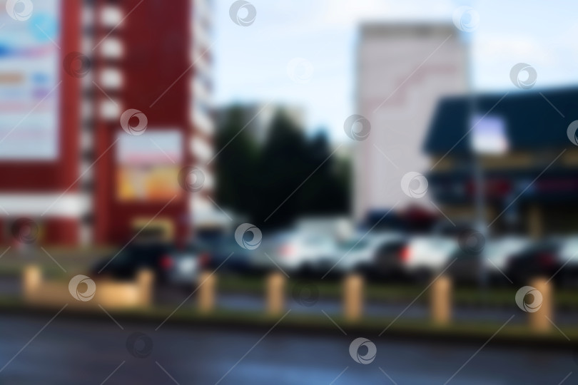 Скачать Вид на городскую дорогу с машинами, размытый фон фотосток Ozero