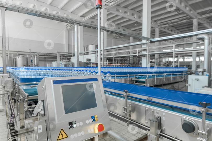 Скачать завод по производству пластиковых бутылок фотосток Ozero