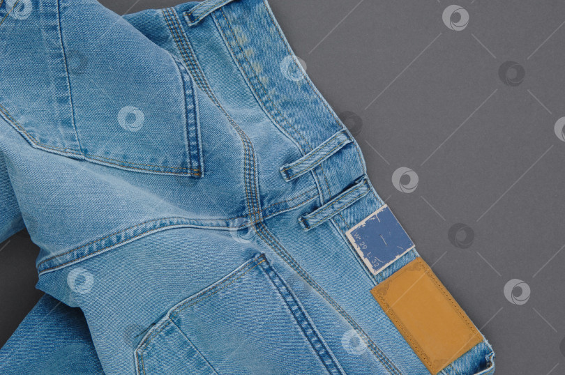 Скачать джинсы крупным планом фотосток Ozero