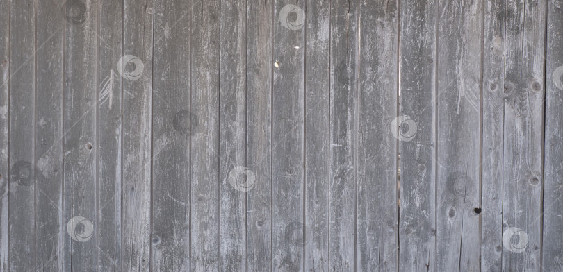 Скачать Старый серый деревянный фон, доски расположены вертикально. Текстура в стиле гранж. фотосток Ozero