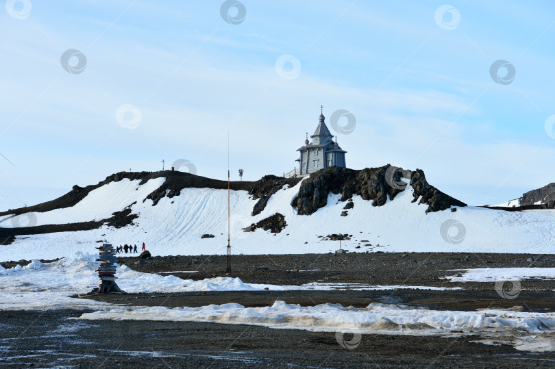 Скачать Церковь на полярной станции Белинсгаузен фотосток Ozero