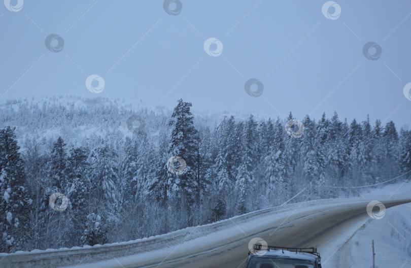 Скачать Зимняя дорога. фотосток Ozero