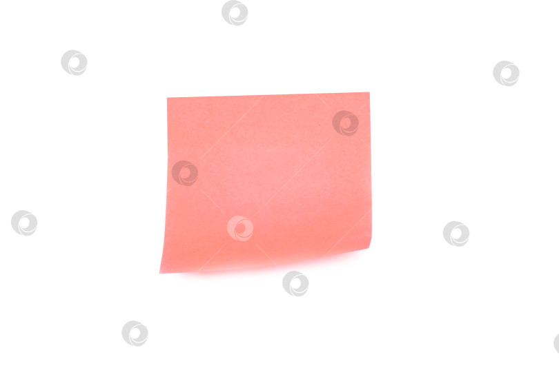 Скачать Розовая бумажная наклейка, изолят на белом фоне фотосток Ozero