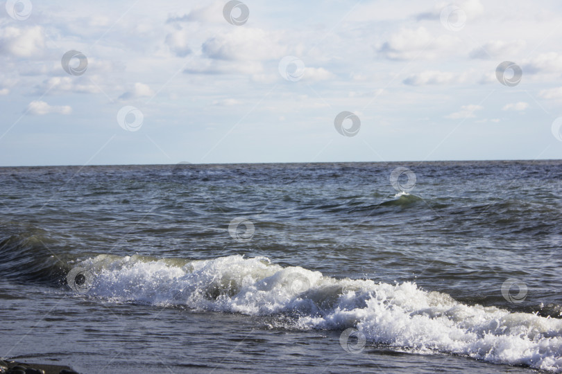 Скачать морские волны фотосток Ozero