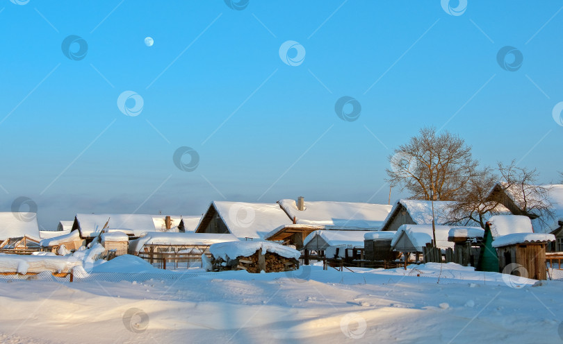 Скачать Снежная зима покрыла деревню снегом фотосток Ozero