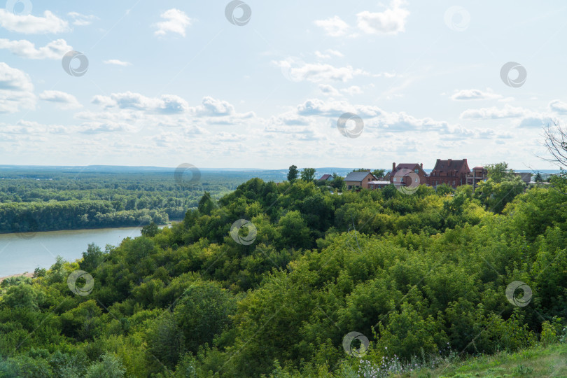 Скачать деревенские дома на холме фотосток Ozero