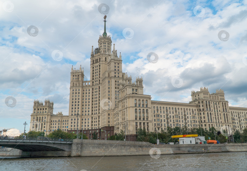 Скачать Сталинская башня, пейзаж фотосток Ozero