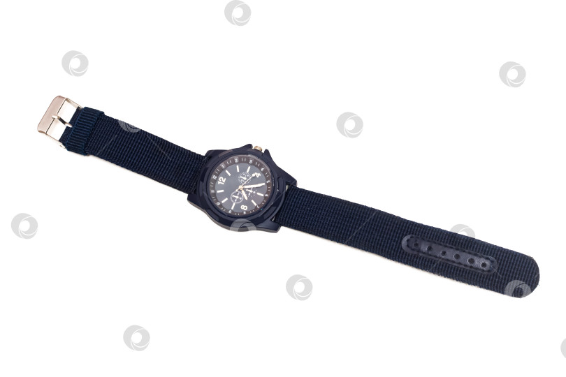 Скачать Синие наручные часы, выделенные на белом фоне фотосток Ozero