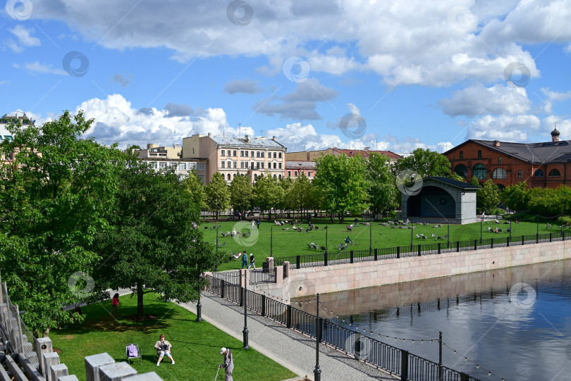 Скачать далекая дорога в городе фотосток Ozero