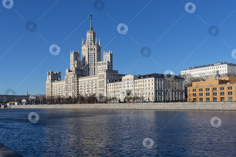 Скачать Дом на Котельнической набережной, Москва. фотосток Ozero