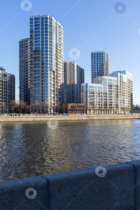 Скачать Вид на жилой комплекс RiverSky, Москва. фотосток Ozero