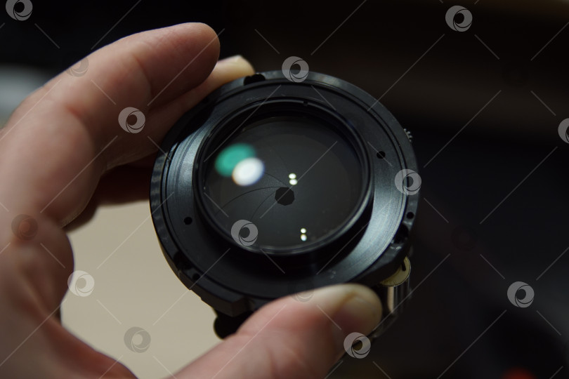 Скачать Блок круглой диафрагмы (апертуры) объектива фотокамеры фотосток Ozero