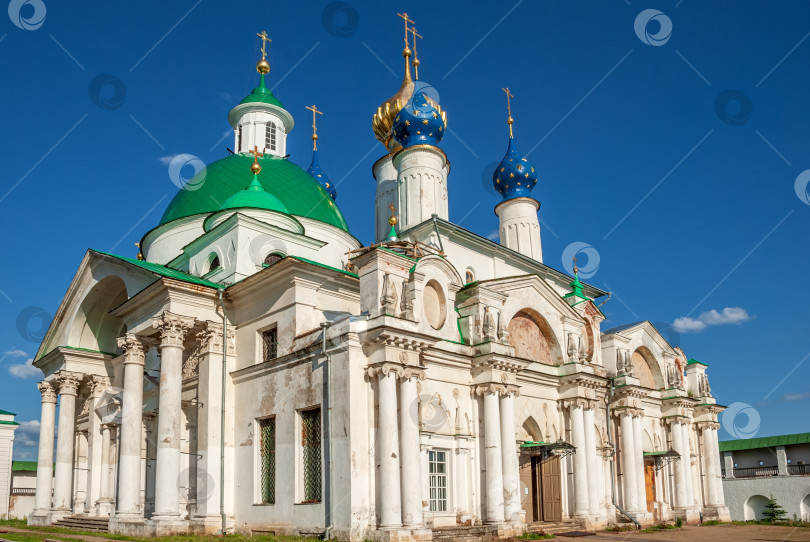 Скачать СПАСО-ЯКОВЛЕВСКИЙ ДМИТРИЕВСКИЙ МОНАСТЫРЬ. Ярославская область. фотосток Ozero