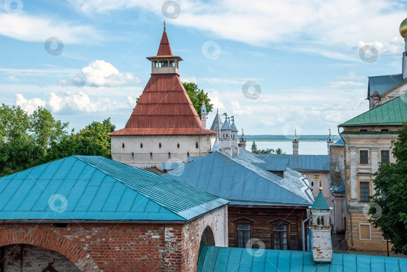 Скачать Ростовский кремль. Исторический ансамбль Ростова Великого. Ярославская область. фотосток Ozero