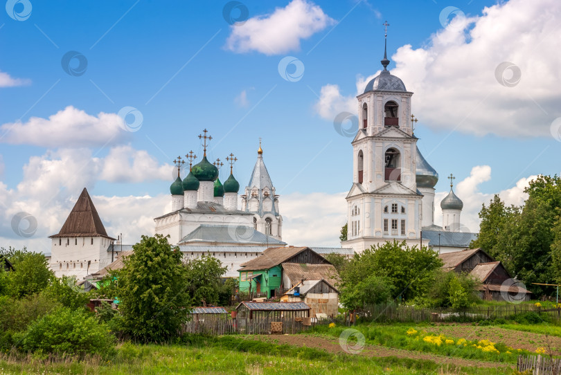 Скачать Никитский монастырь. Летний пейзаж. Переславль-Залесский. фотосток Ozero