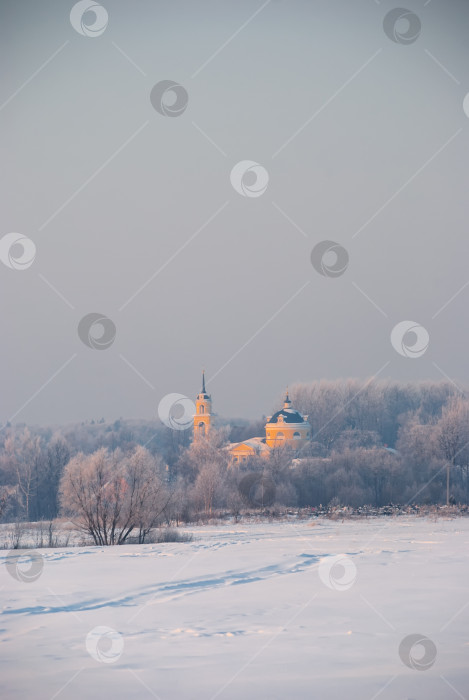 Скачать Церковь Покрова Пресвятой Богородицы. Дмитровский район. Зимний пейзаж. фотосток Ozero