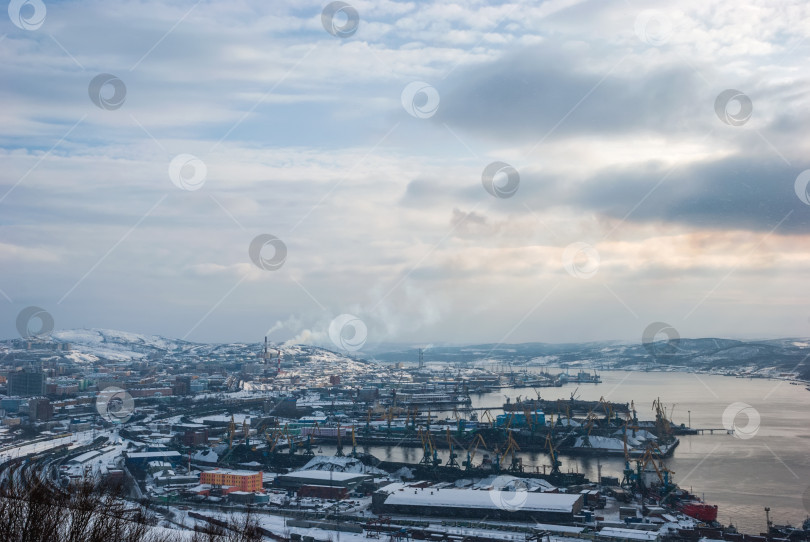 Скачать Город Мурманск зимой. Кольский полуостров фотосток Ozero