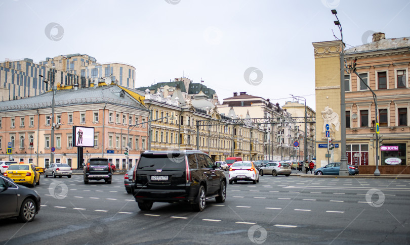 Скачать Транспорт в российской столице фотосток Ozero