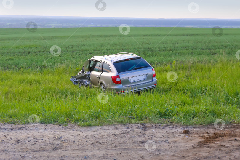 Скачать разбит машиной после аварии фотосток Ozero