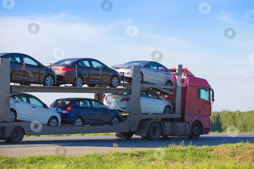 Скачать перевозка автомобиля на полуприцепе фотосток Ozero