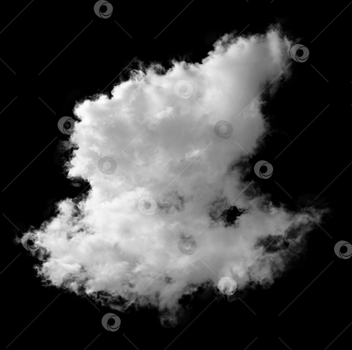Скачать белые пушистые облака, выделяющиеся на черном фоне фотосток Ozero