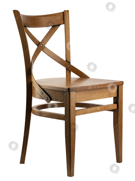 Скачать деревянный стул ручной работы из массива дуба, выделяющийся на белом фоне фотосток Ozero
