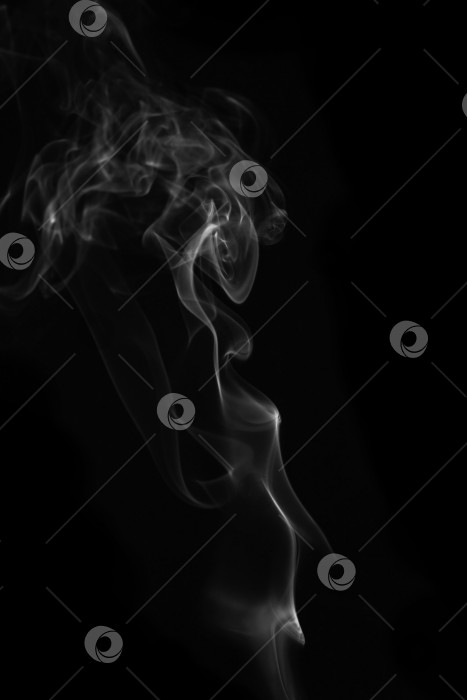 Скачать паяльник с канифолью, дым на черном фоне фотосток Ozero
