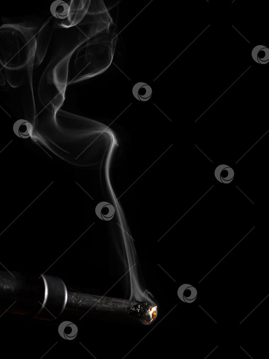 Скачать дым на черном фоне фотосток Ozero