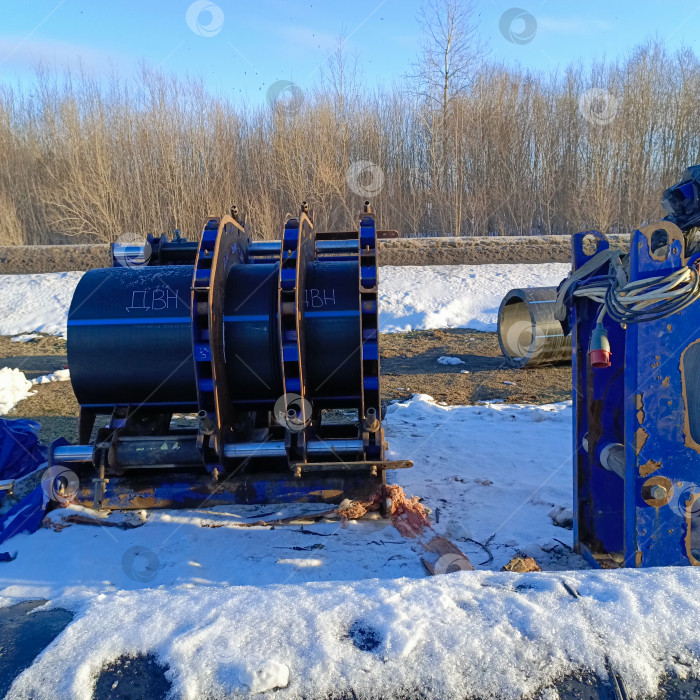 Скачать Оборудование для бурения в городской среде. фотосток Ozero