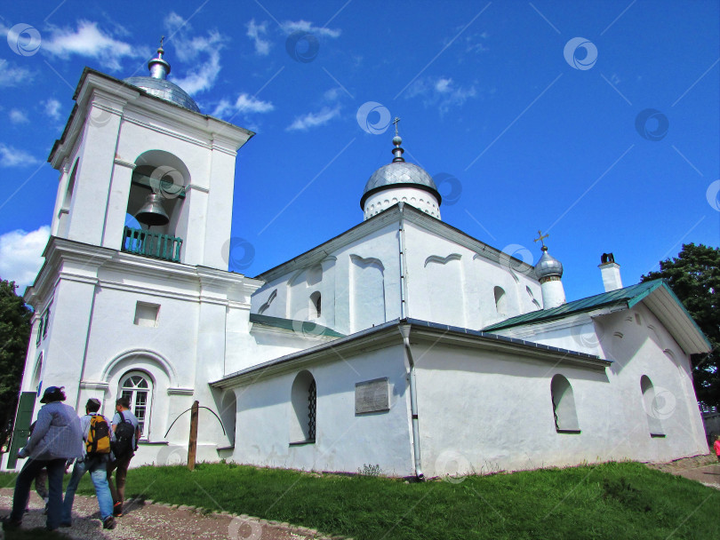 Скачать Никольский собор в Изборске фотосток Ozero